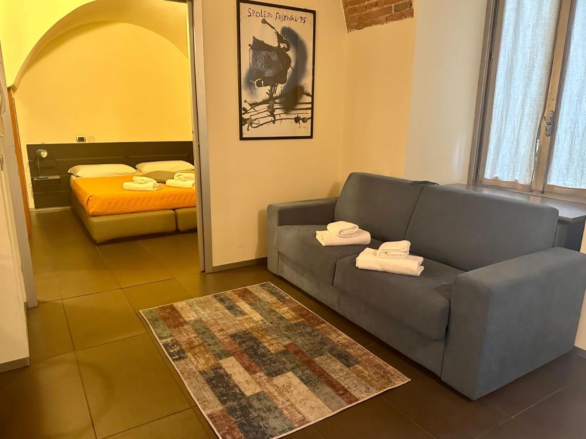 Feel - Luxury Duomo Suite Bergamo Exteriör bild