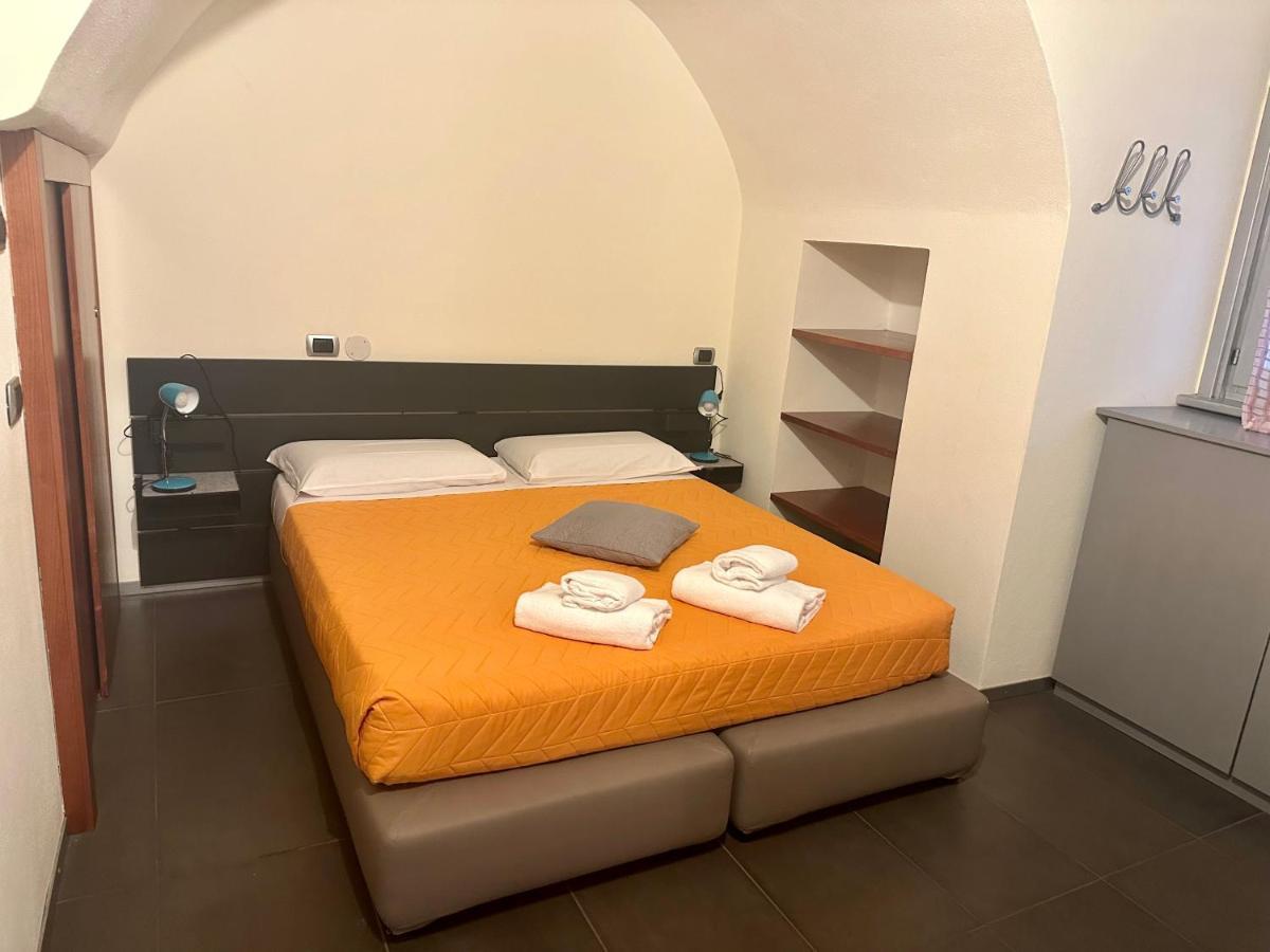 Feel - Luxury Duomo Suite Bergamo Exteriör bild